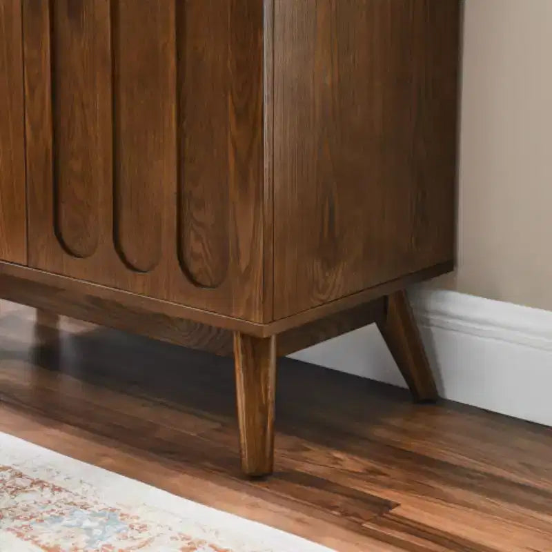 Armoire d'appoint cannelée Mid-Century Modern de 32 pouces avec 2 petites portes, pieds en bois massif et poignées dorées
