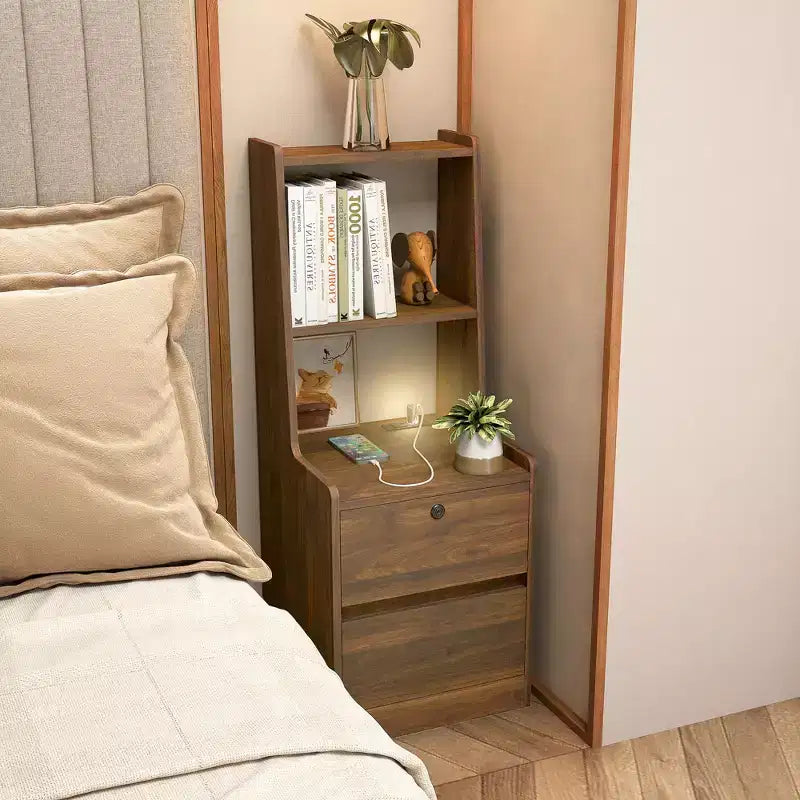Table de chevet avec station de recharge intégrée 15 pouces, table de chevet intelligente avec étagère, compartiment de rangement et fonction verrouillable, finition bois