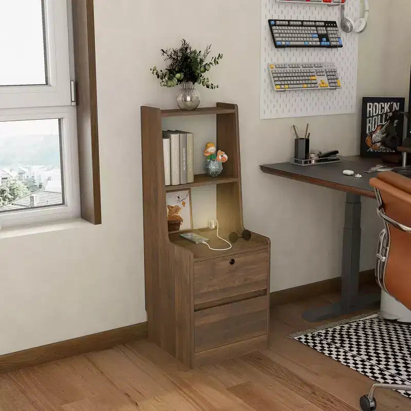 Table de chevet avec station de recharge intégrée 15 pouces, table de chevet intelligente avec étagère, compartiment de rangement et fonction verrouillable, finition bois