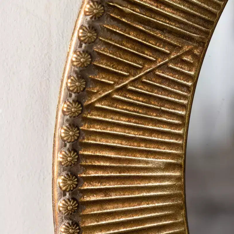 31" Luxury Round Boho Wall Mirror with Gold Textured Frame — Living Room, Entryway & Hallway