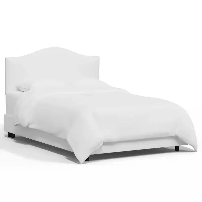 Lit Queen rembourré sur mesure avec tête de lit incurvée, blanc cassé